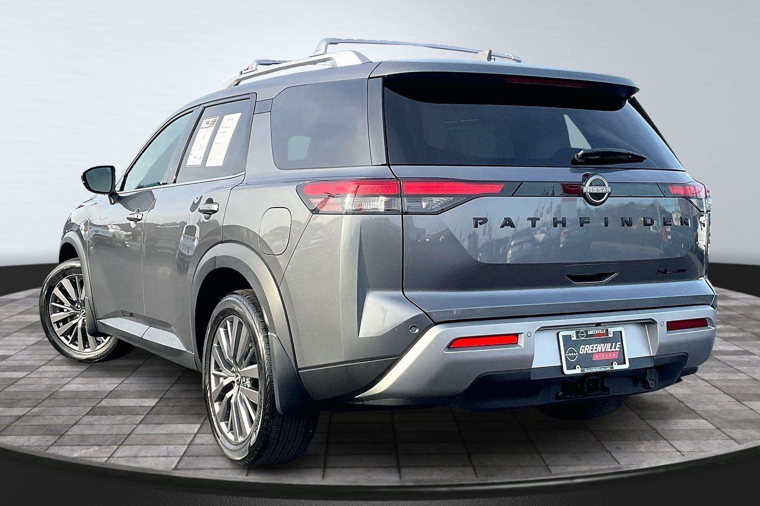 Certified 2024 Nissan Pathfinder SL w/ SL Premium Package image 2
