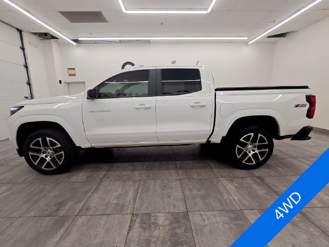 Used 2024 Chevrolet Colorado Z71 w/ Z71 Convenience Package 2 AWD/4WD image 2