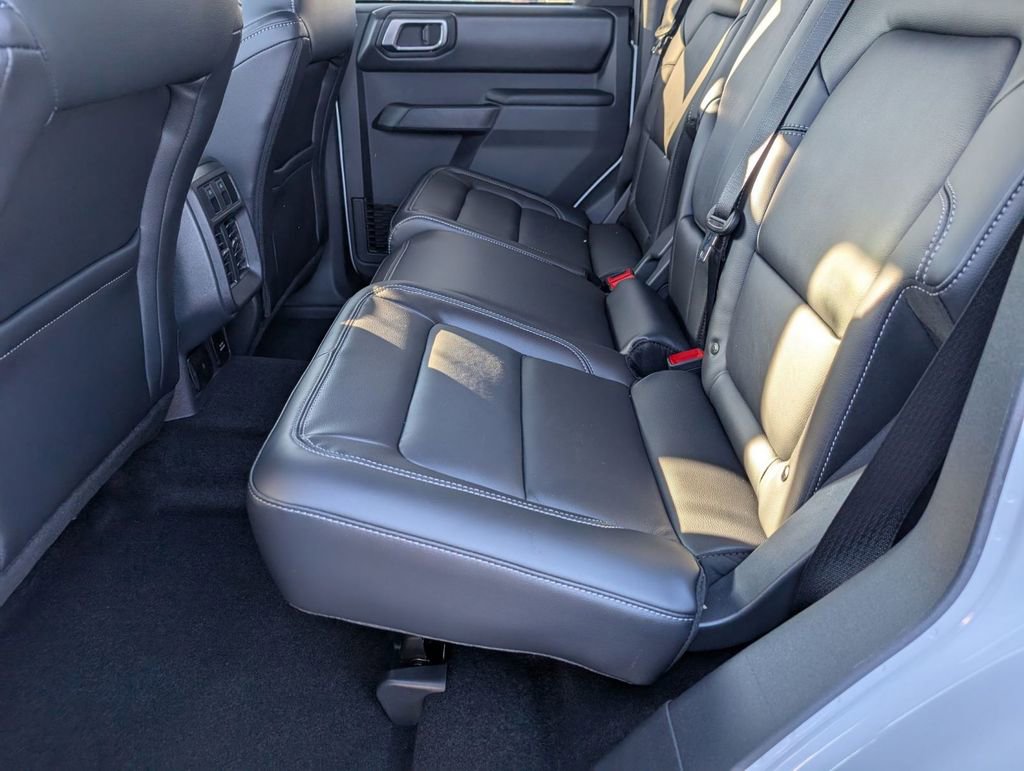 New 2026 Ford Bronco Outer Banks w/ Sasquatch Package image 40