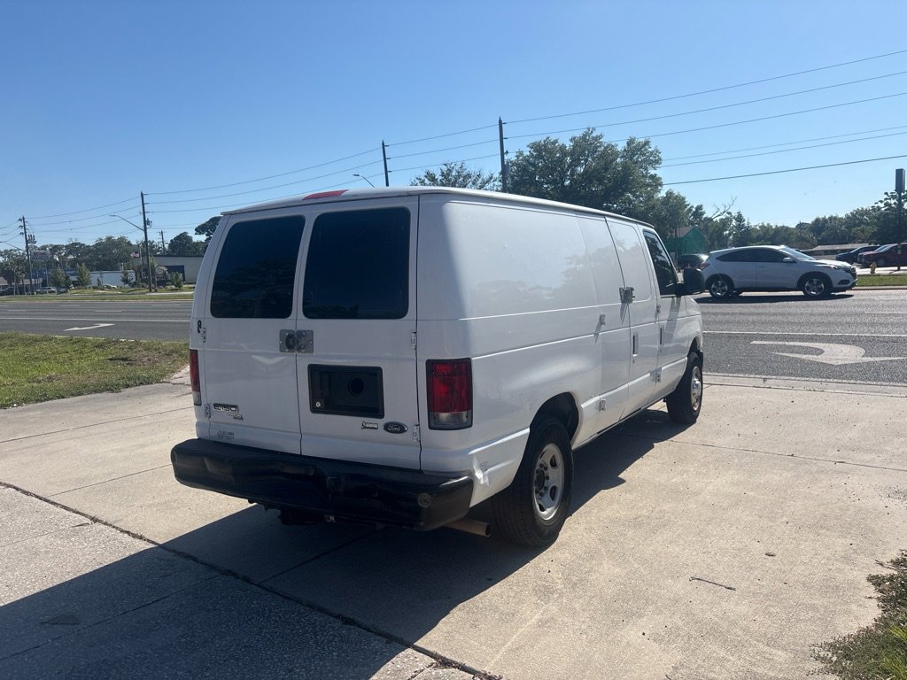 Used 2011 Ford E-150 and Econoline 150 w/ Commercial Cargo Van Pkg RWD image 12