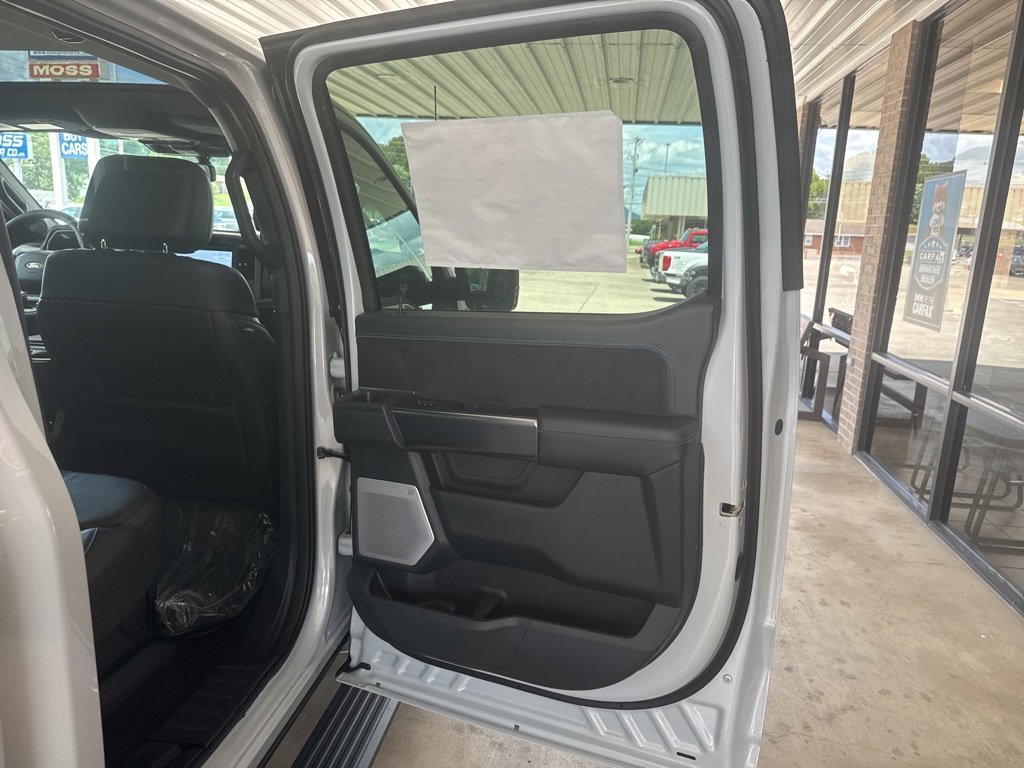 New 2025 Ford F150 Platinum w/ Equipment Group 702A High image 24