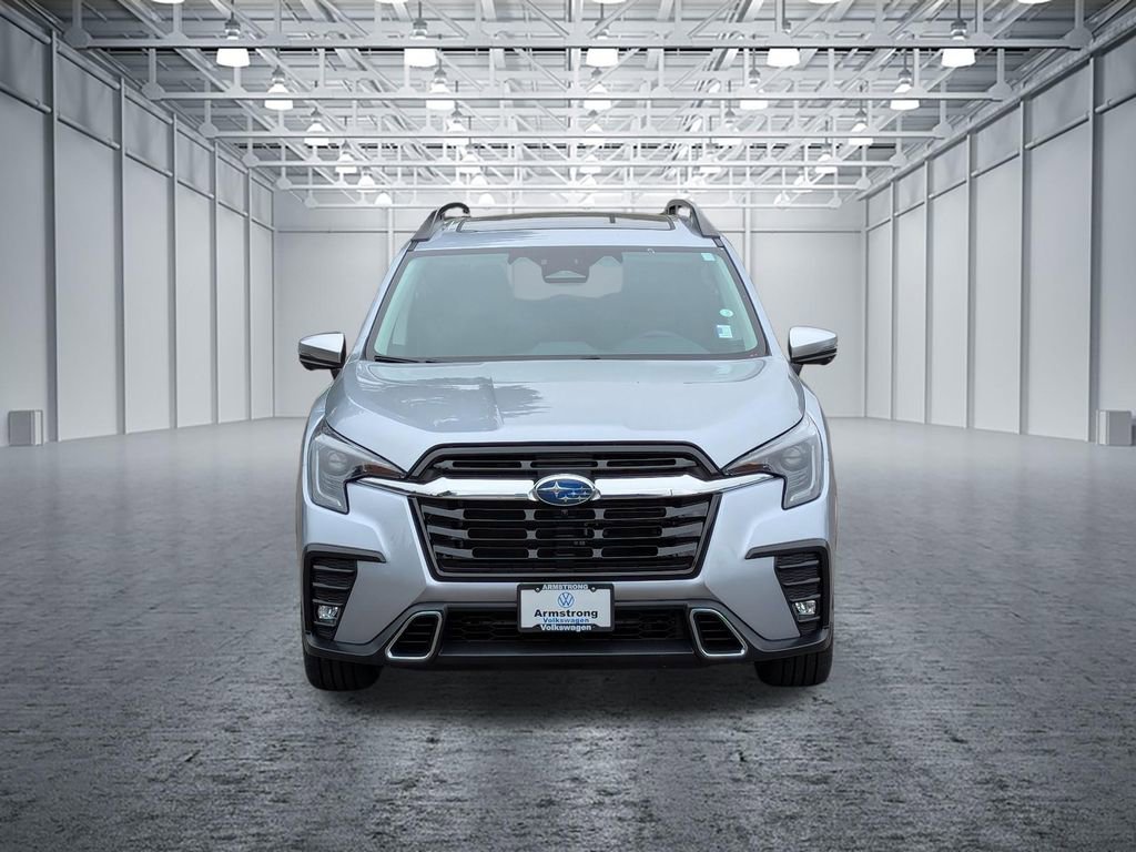 Used 2023 Subaru Ascent Touring AWD/4WD image 8
