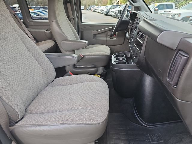 Used 2023 Chevrolet Express 3500 LT w/ LT Preferred Equipment Group image 10