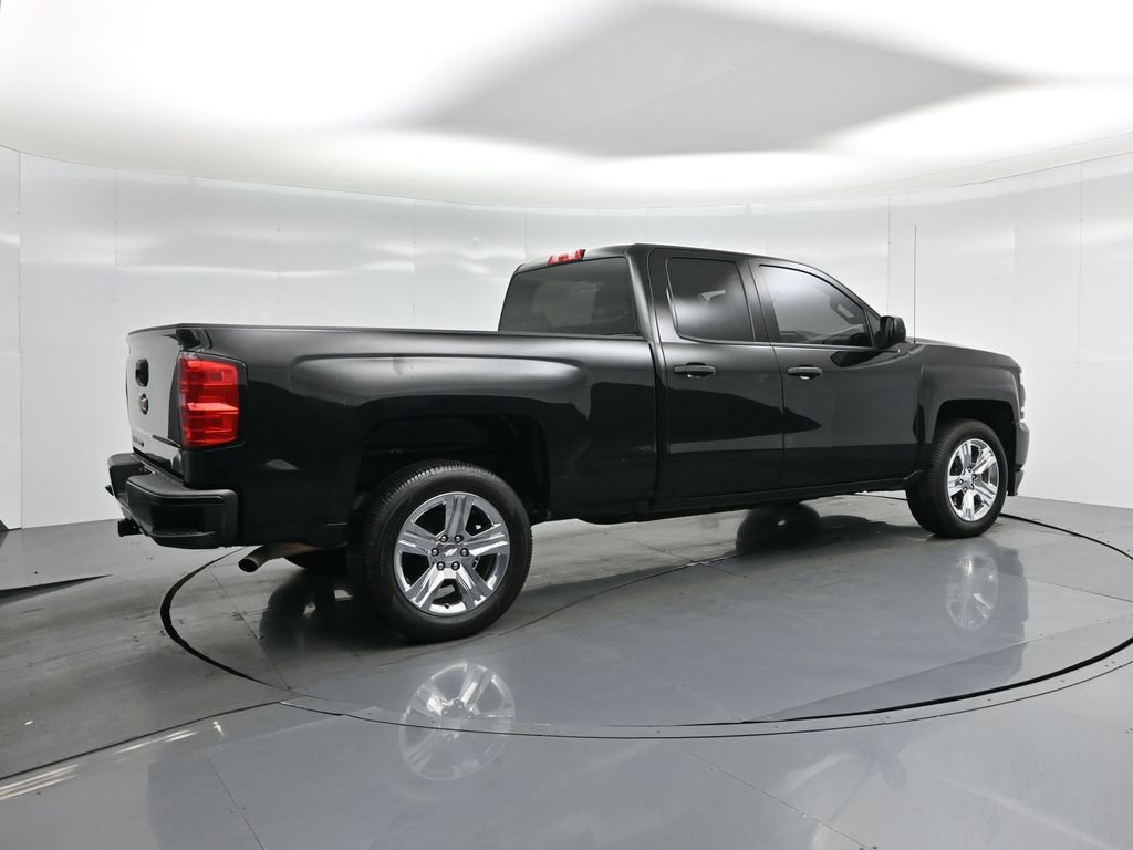 Used 2018 Chevrolet Silverado 1500 Custom w/ Custom Value Package image 21