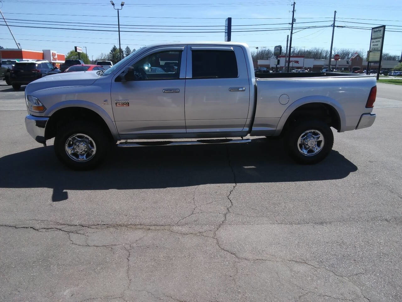 Used 2011 RAM 2500 SLT image 41