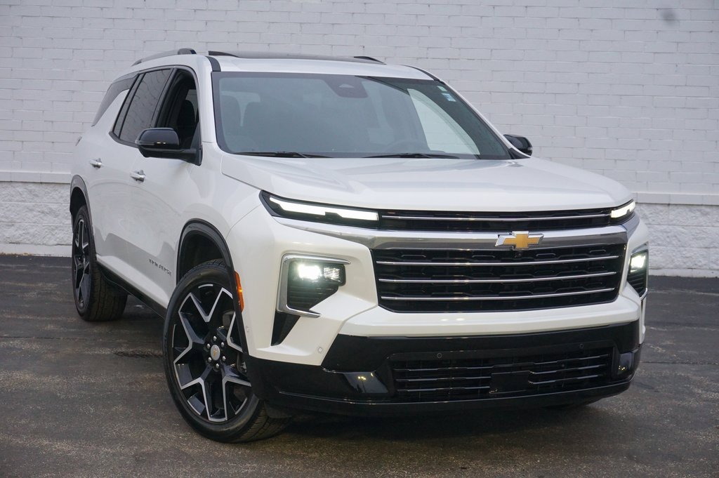 Certified 2025 Chevrolet Traverse High Country image 4