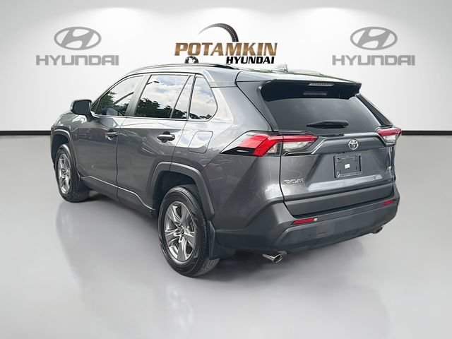 Used 2024 Toyota RAV4 XLE w/ Convenience Package FWD image 7