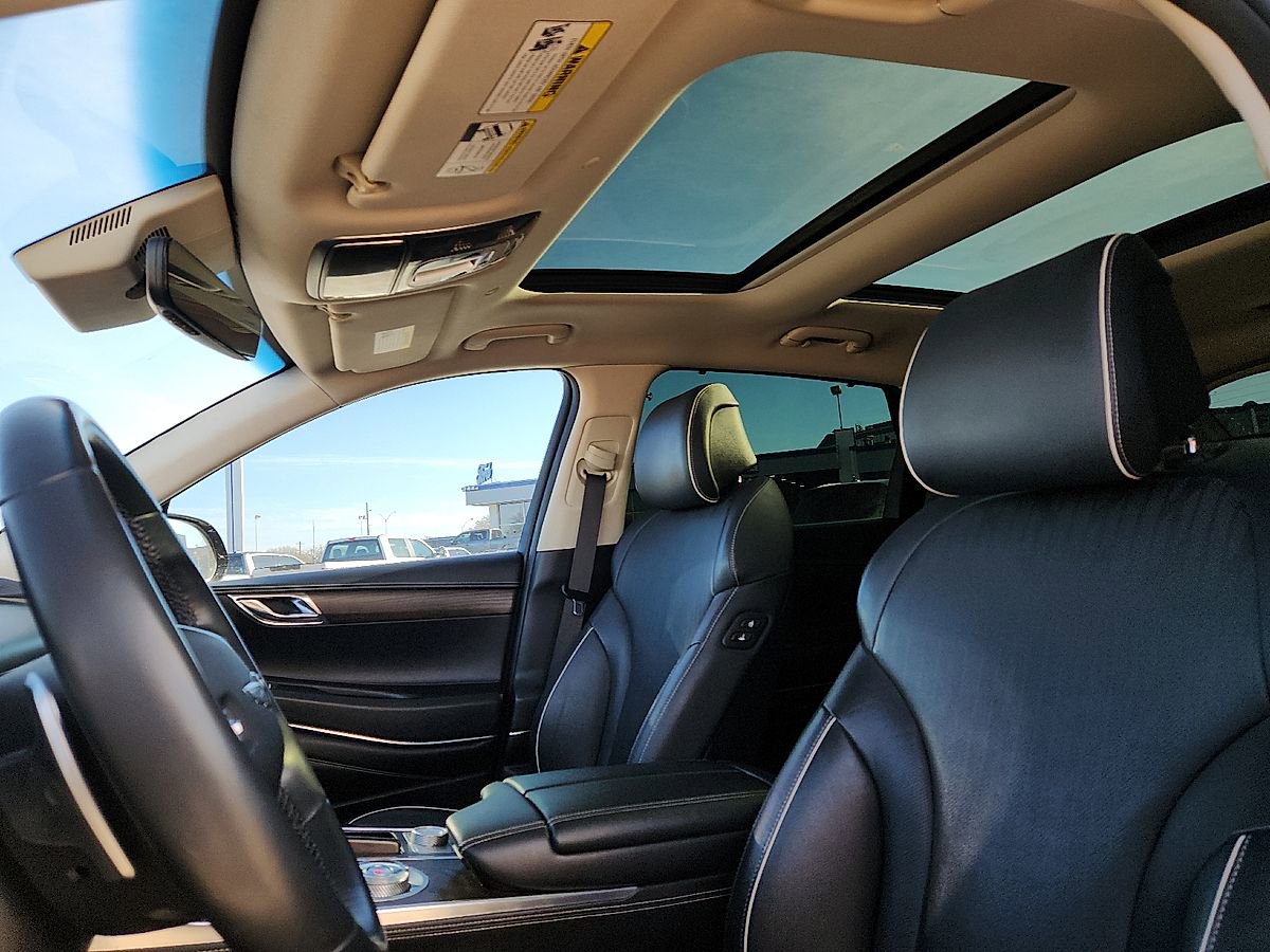 Used 2023 Genesis GV80 2.5T w/ Prestige Package image 12