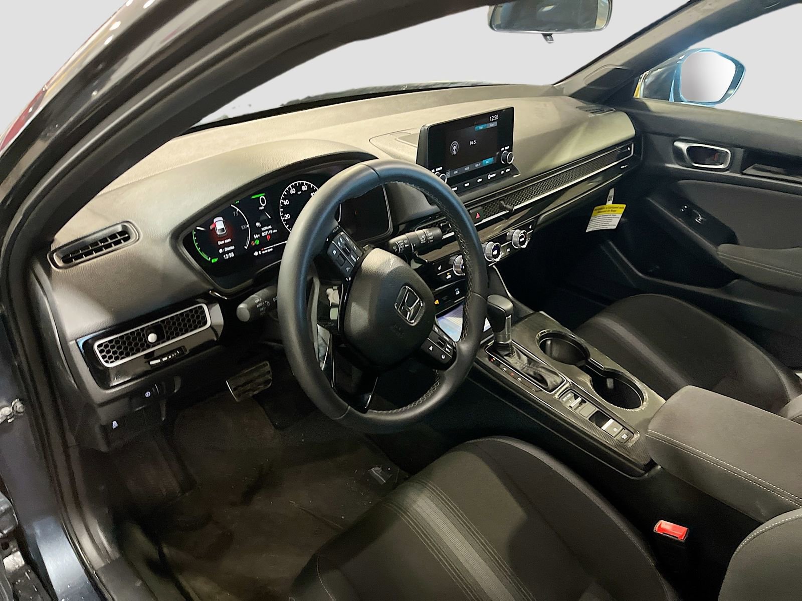 Used 2025 Honda Civic Sport image 9