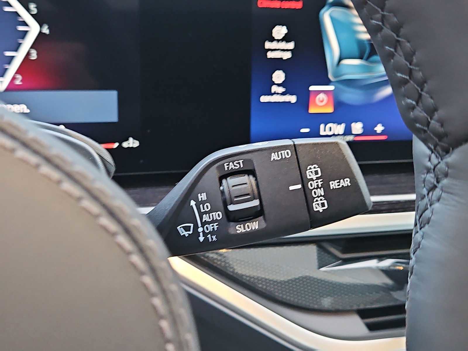 Used 2026 BMW X5 xDrive40i w/ M Sport Package image 28