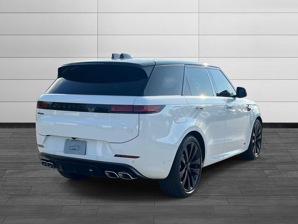 Certified 2026 Land Rover Range Rover Sport Dynamic SE AWD/4WD image 5