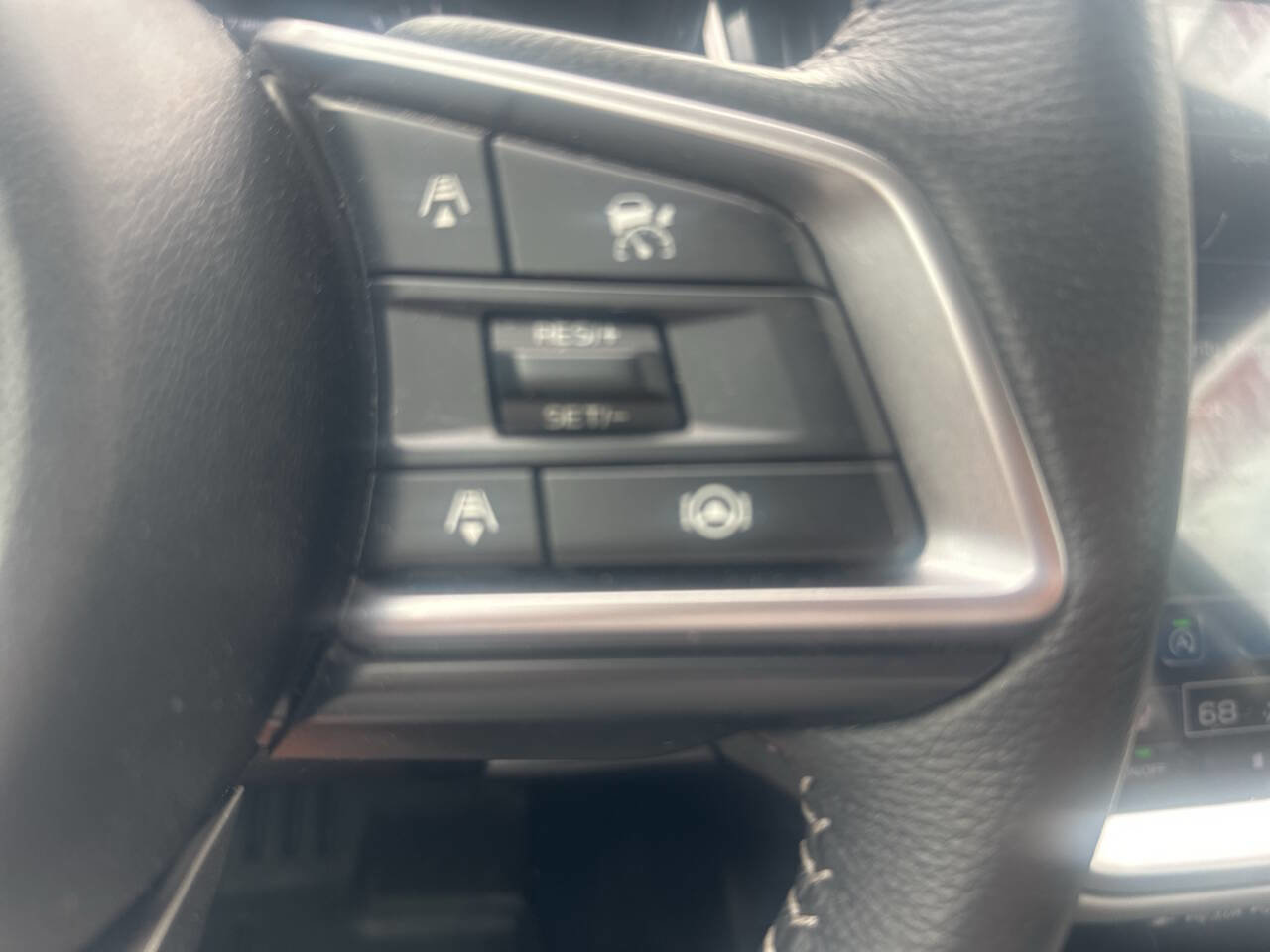 Used 2023 Subaru Outback Premium image 34