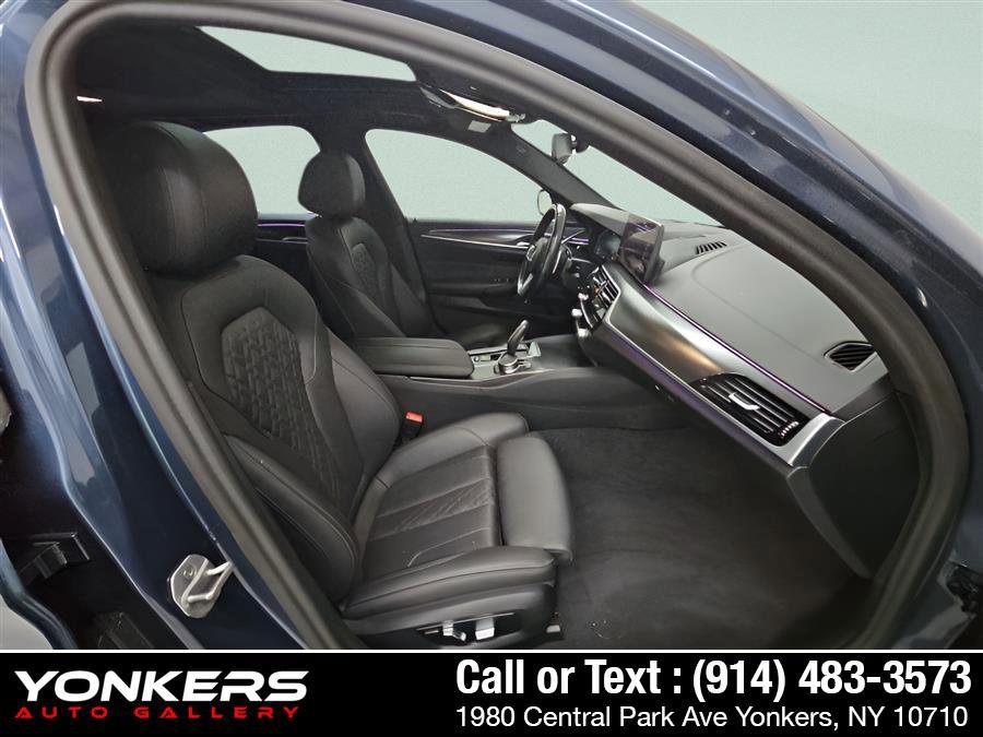 Used 2023 BMW 530i xDrive w/ M Sport Package AWD/4WD image 8