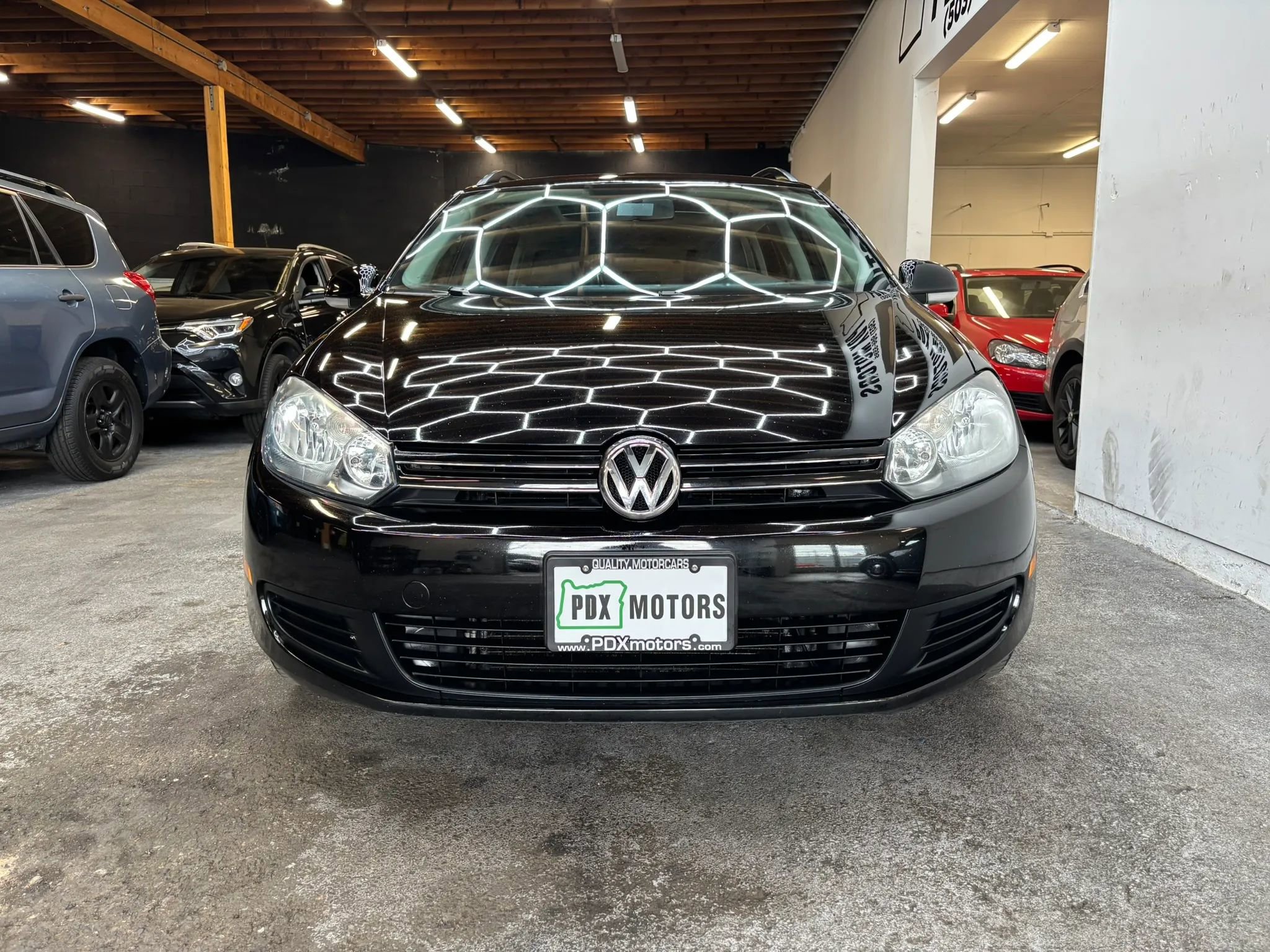 Used 2012 Volkswagen Jetta TDI FWD image 3