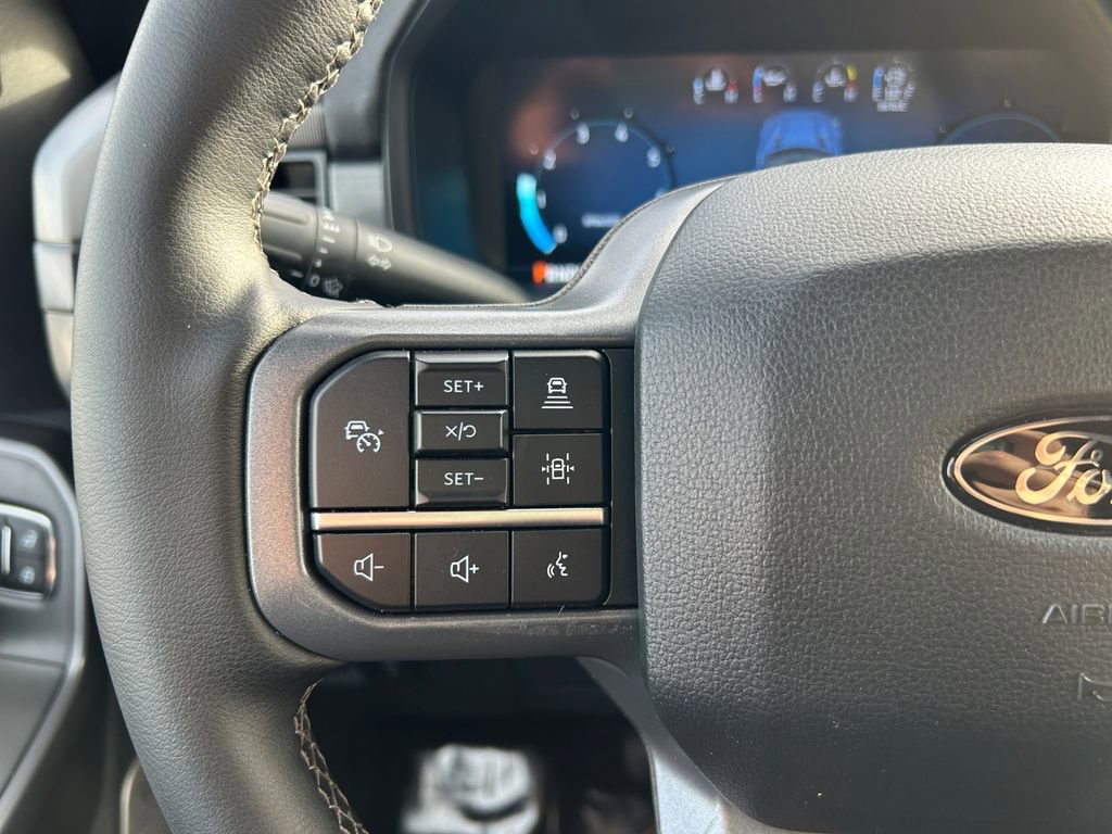 Used 2025 Ford F150 Lariat w/ Bed Utility Package AWD/4WD image 18