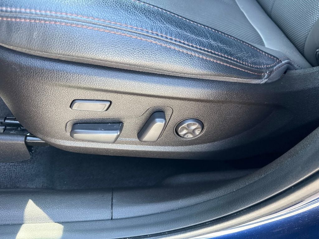 Used 2020 Hyundai Santa Fe Limited AWD/4WD image 20
