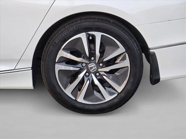 Used 2021 Honda Accord EX image 16