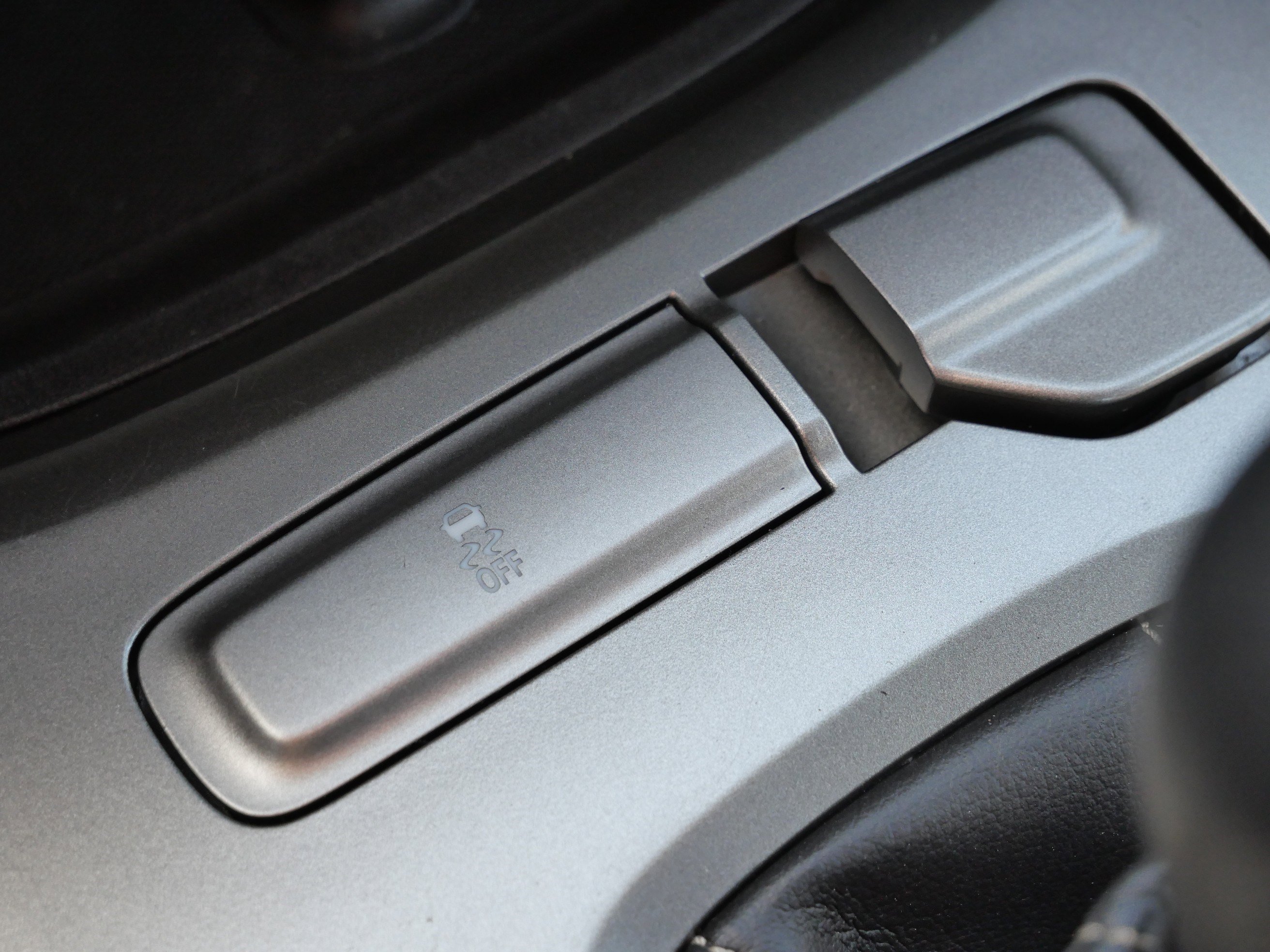 Used 2012 Chevrolet Camaro LS RWD image 28