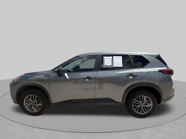 Used 2024 Nissan Rogue S AWD/4WD image 9