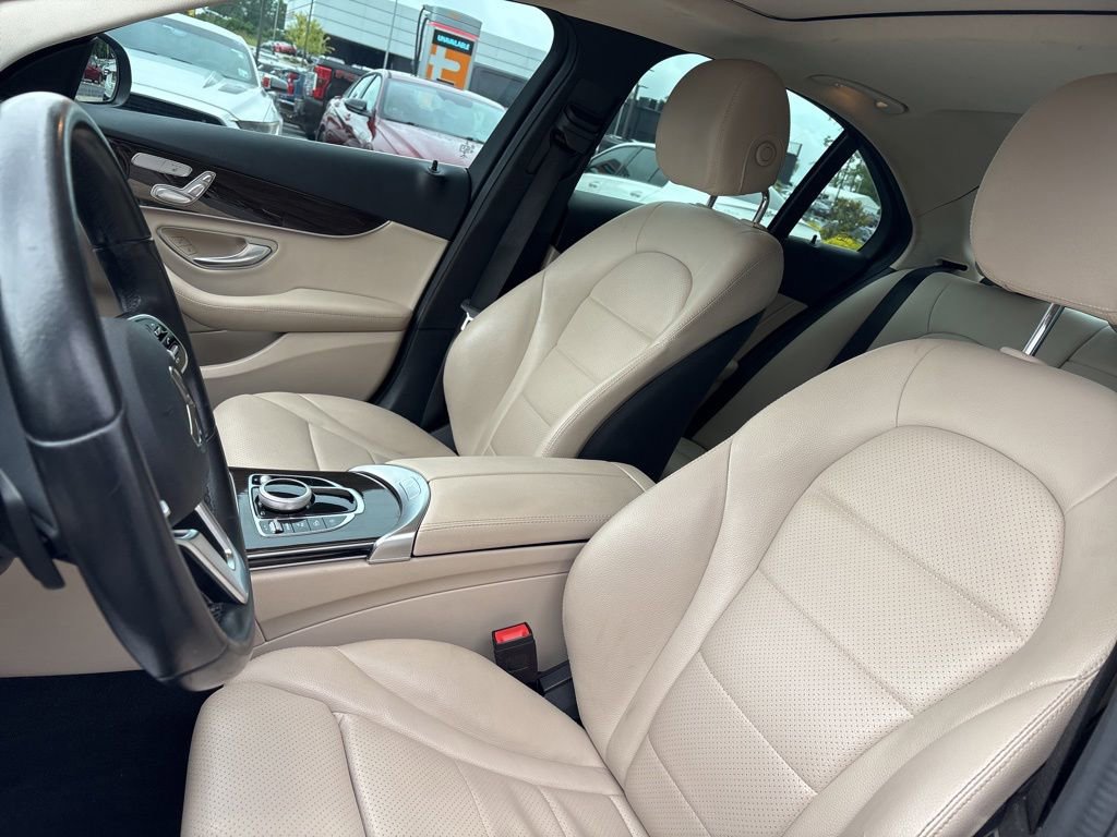 Used 2021 Mercedes-Benz C 300 Sedan image 12