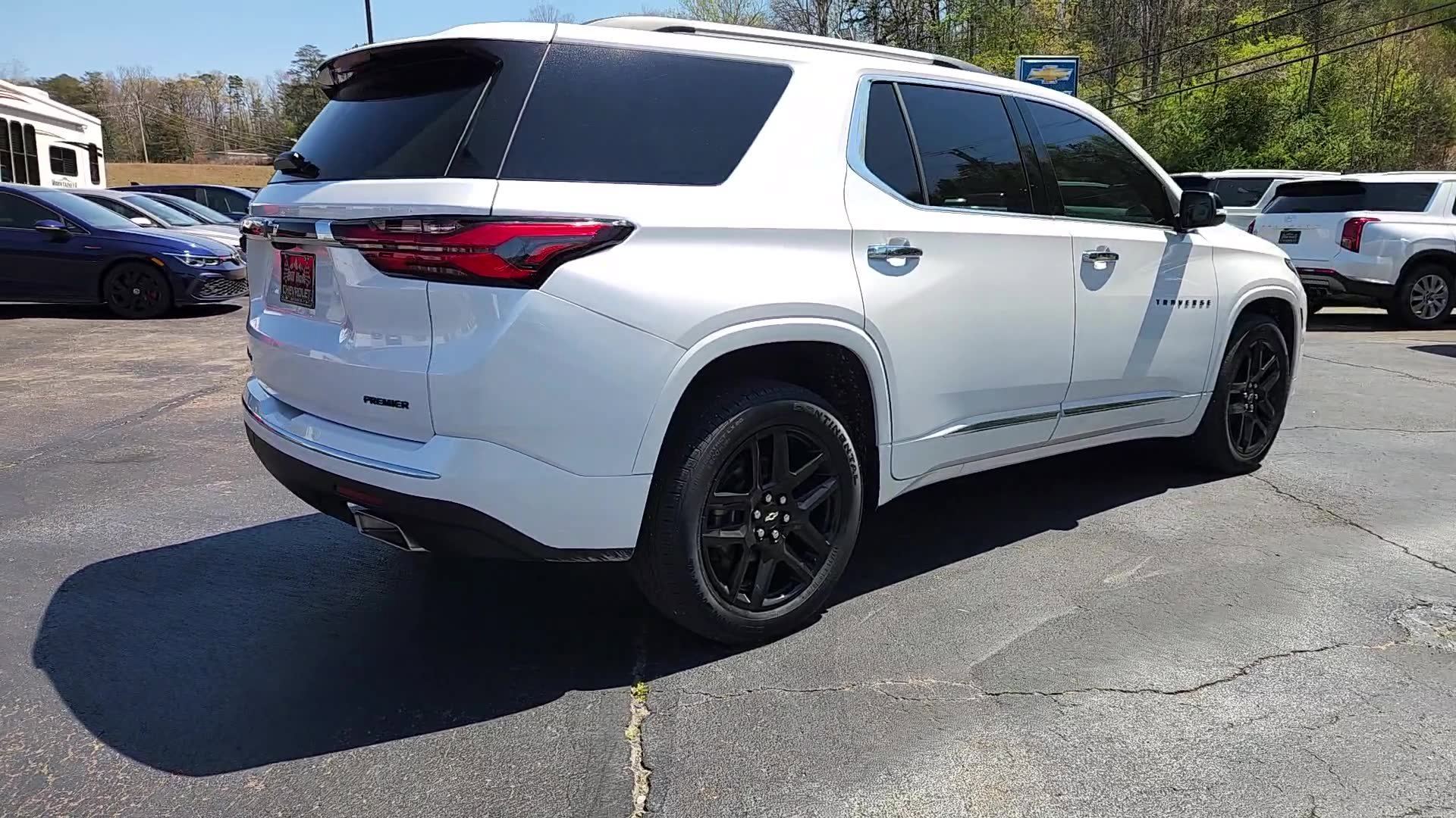 Used 2023 Chevrolet Traverse Premier w/ LPO, Floor Liner Package image 16