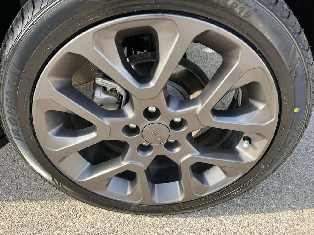 Used 2021 Jeep Compass 80th Special Edition image 11