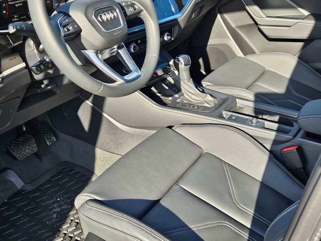New 2025 Audi Q3 2.0T Premium image 7