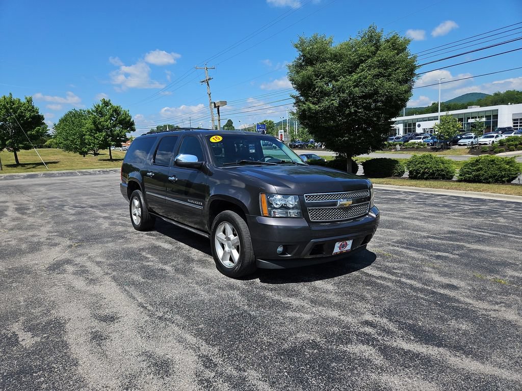 Used 2010 Chevrolet Suburban LTZ AWD/4WD image 8