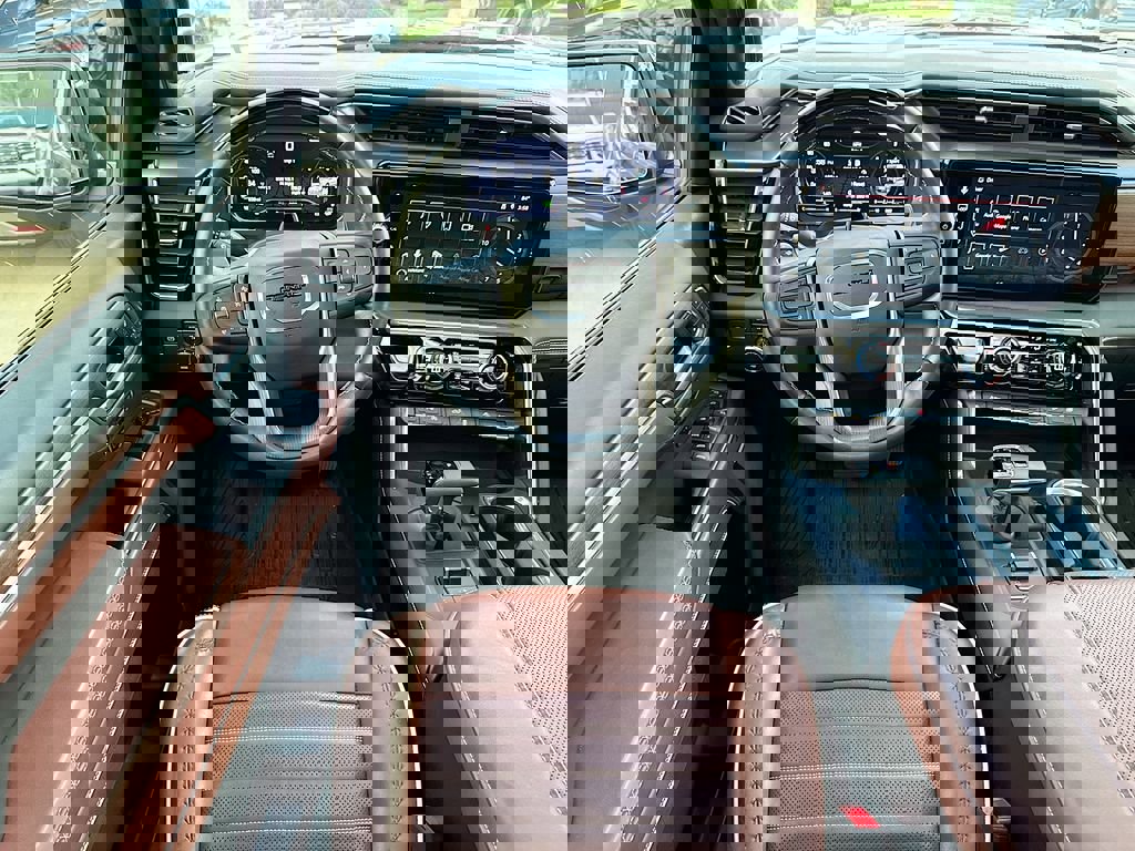 Used 2024 GMC Sierra 1500 Denali Ultimate image 11