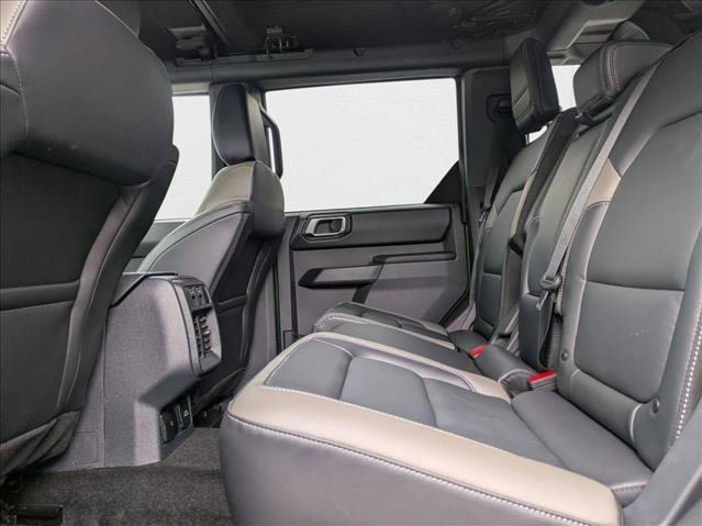 New 2025 Ford Bronco Outer Banks image 16
