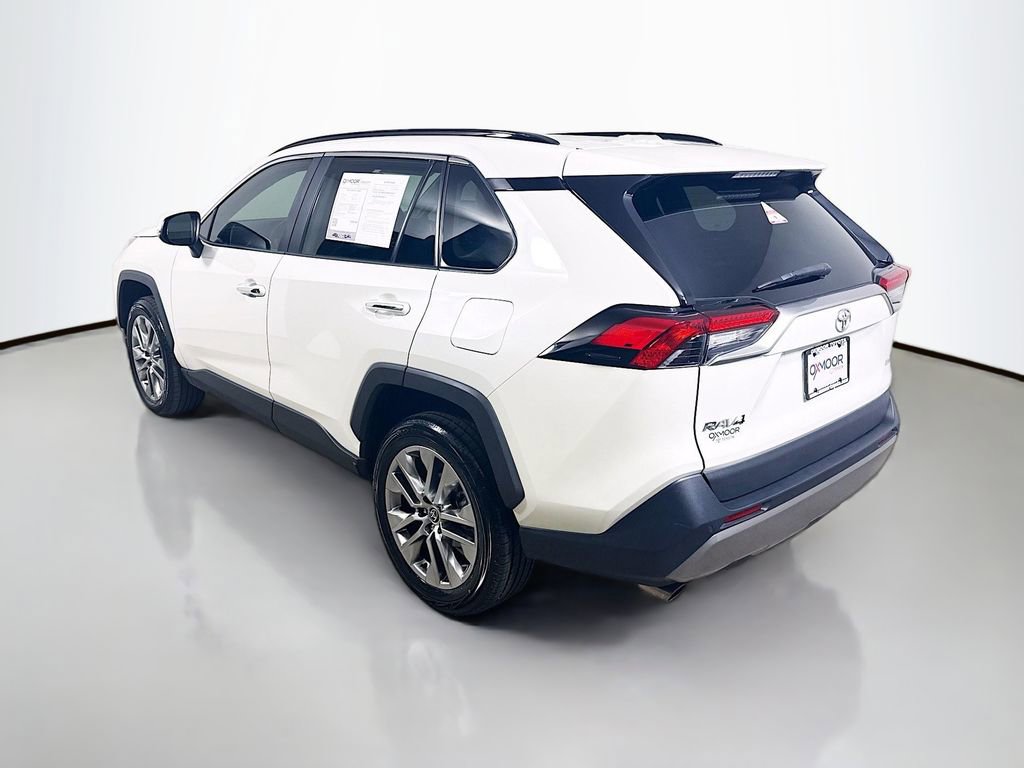 Certified 2022 Toyota RAV4 Limited w/ Limited Grade Weather Package FWD image 5