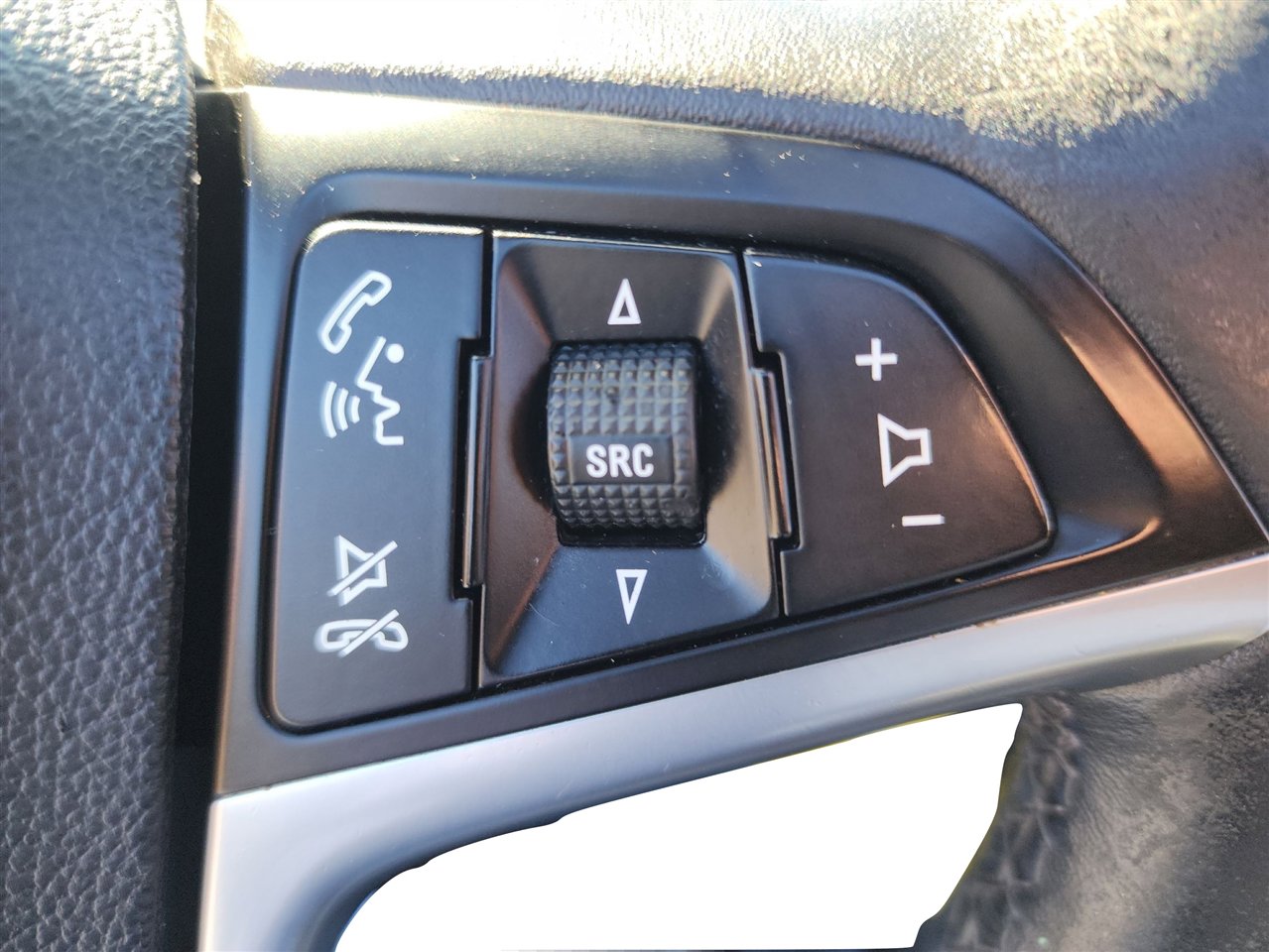 Used 2017 Buick Cascada Premium image 29