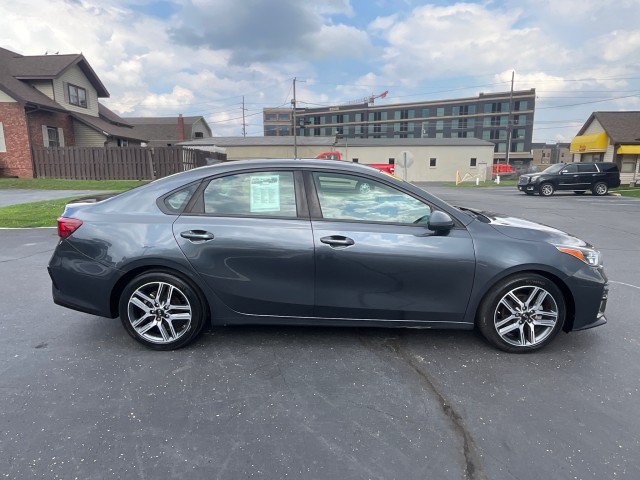 Used 2019 Kia Forte S w/ S Premium Package FWD image 8