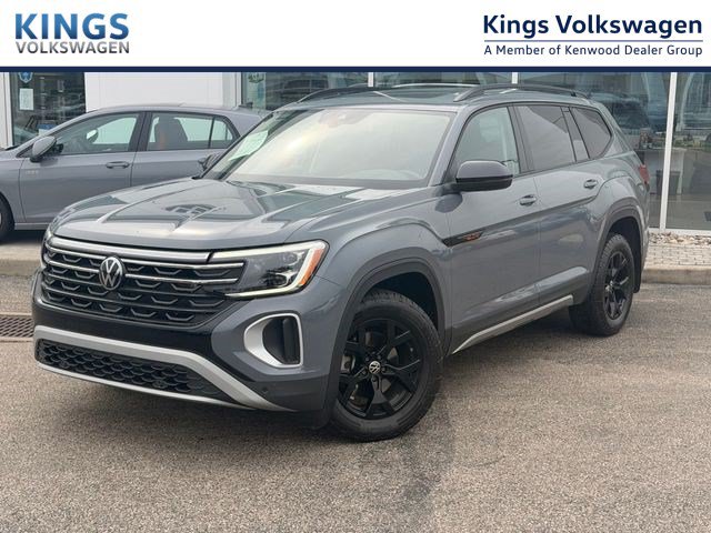 Certified 2024 Volkswagen Atlas Peak Edition SEL AWD/4WD image 1