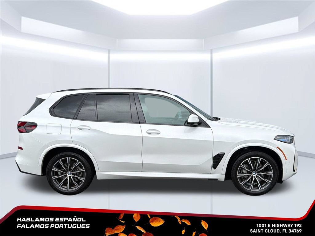 Used 2024 BMW X5 xDrive40i w/ M Sport Package AWD/4WD image 7