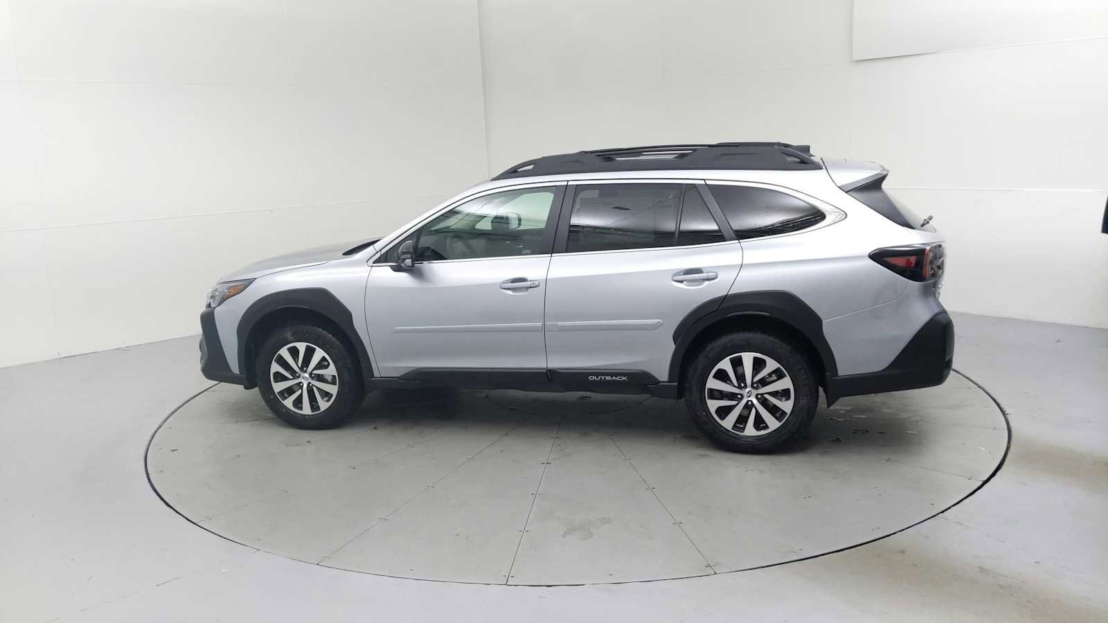 New 2025 Subaru Outback Premium image 6