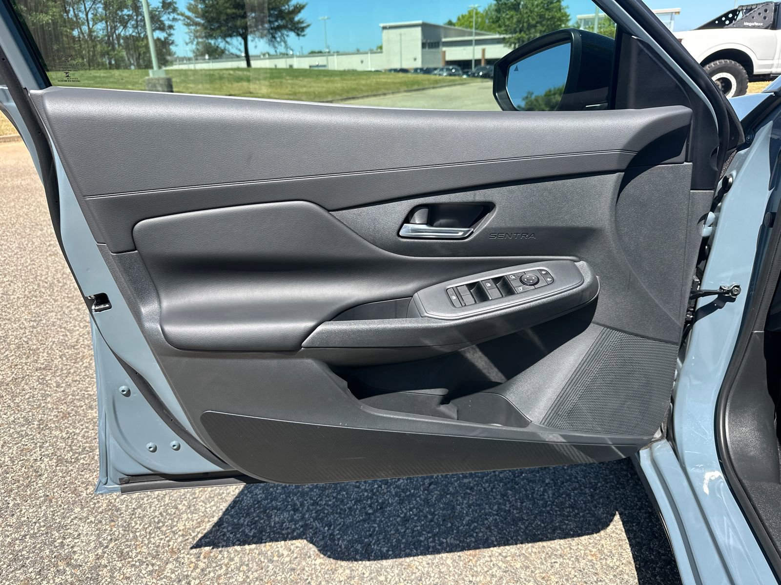 New 2026 Nissan Sentra SV w/ SV Convenience Package image 7