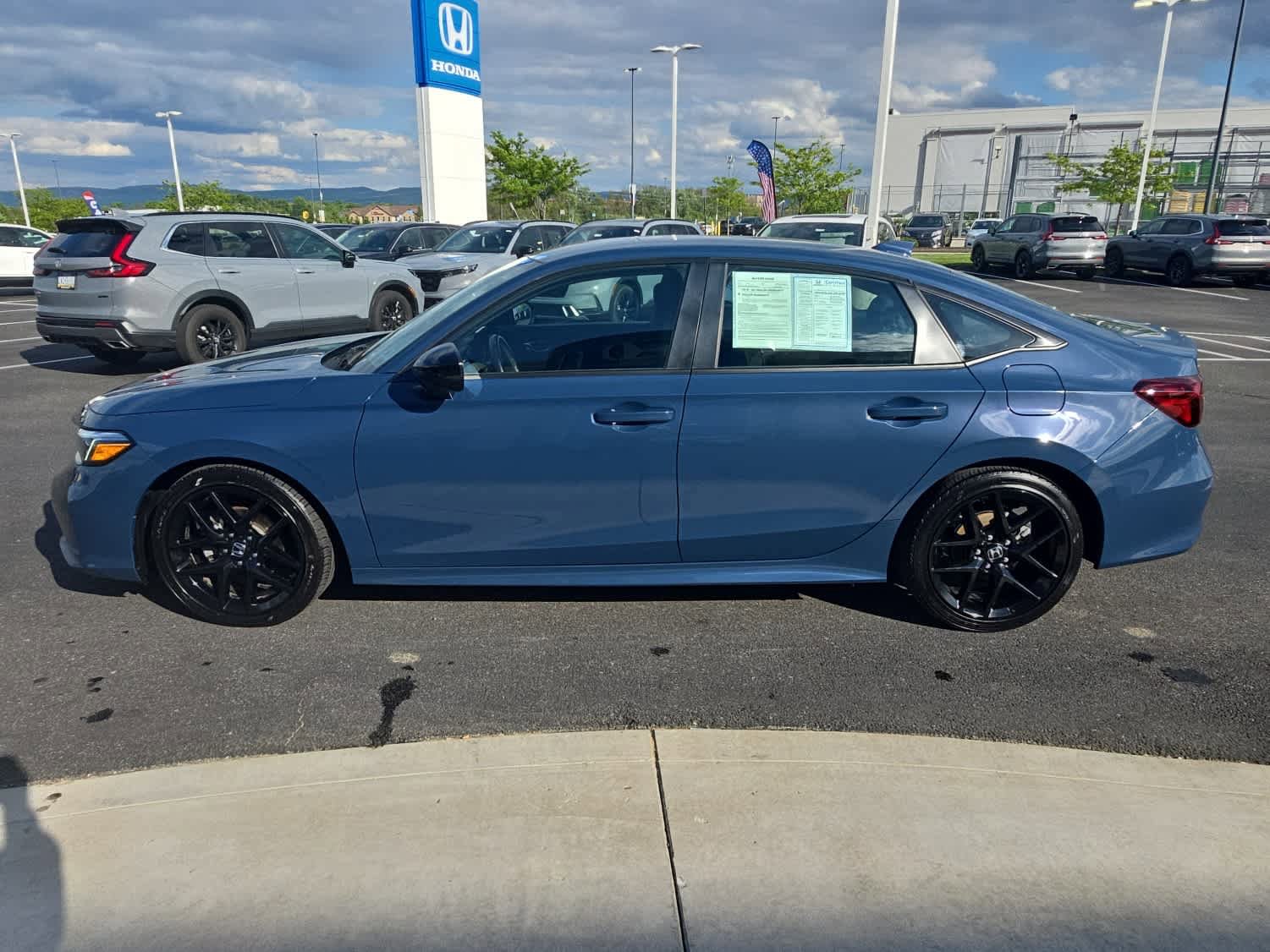 Certified 2025 Honda Civic Sport image 5