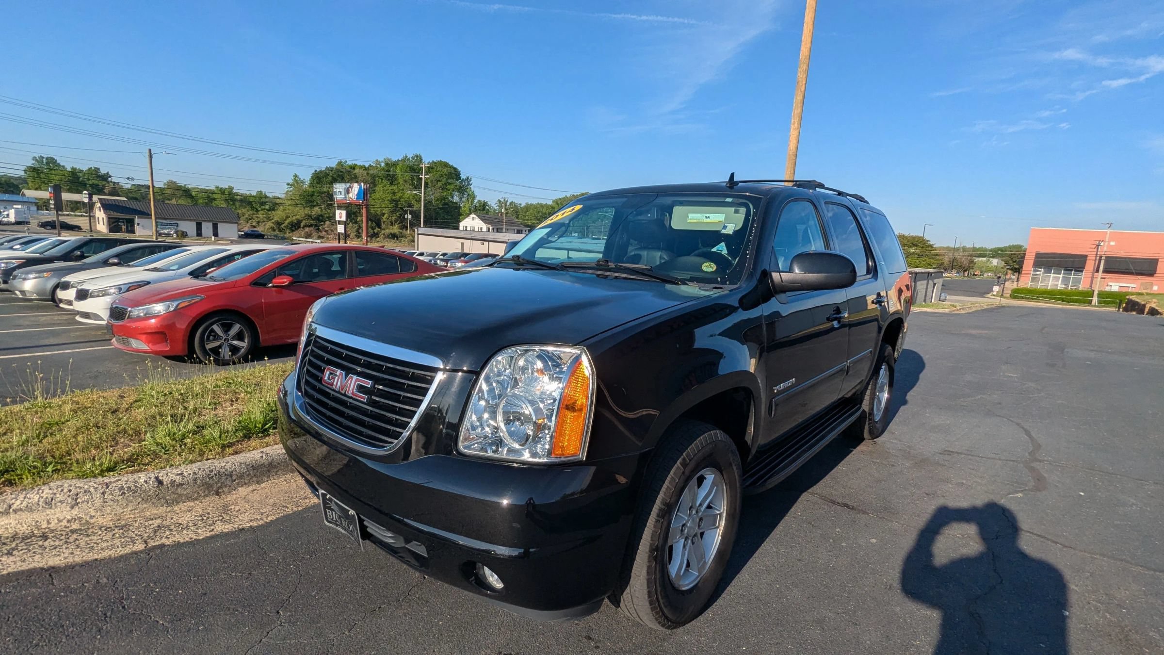 Used 2014 GMC Yukon SLT AWD/4WD image 3