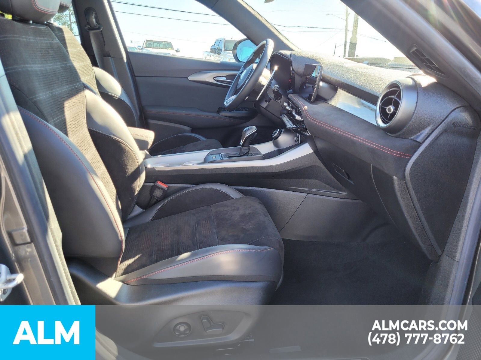 Used 2024 Alfa Romeo Tonale Veloce AWD/4WD image 13