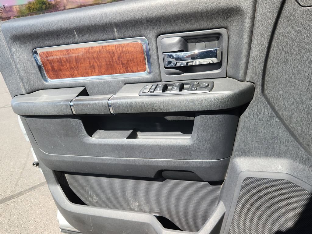 Used 2010 Dodge Ram 3500 Truck Laramie w/ Cold Weather Group AWD/4WD image 9