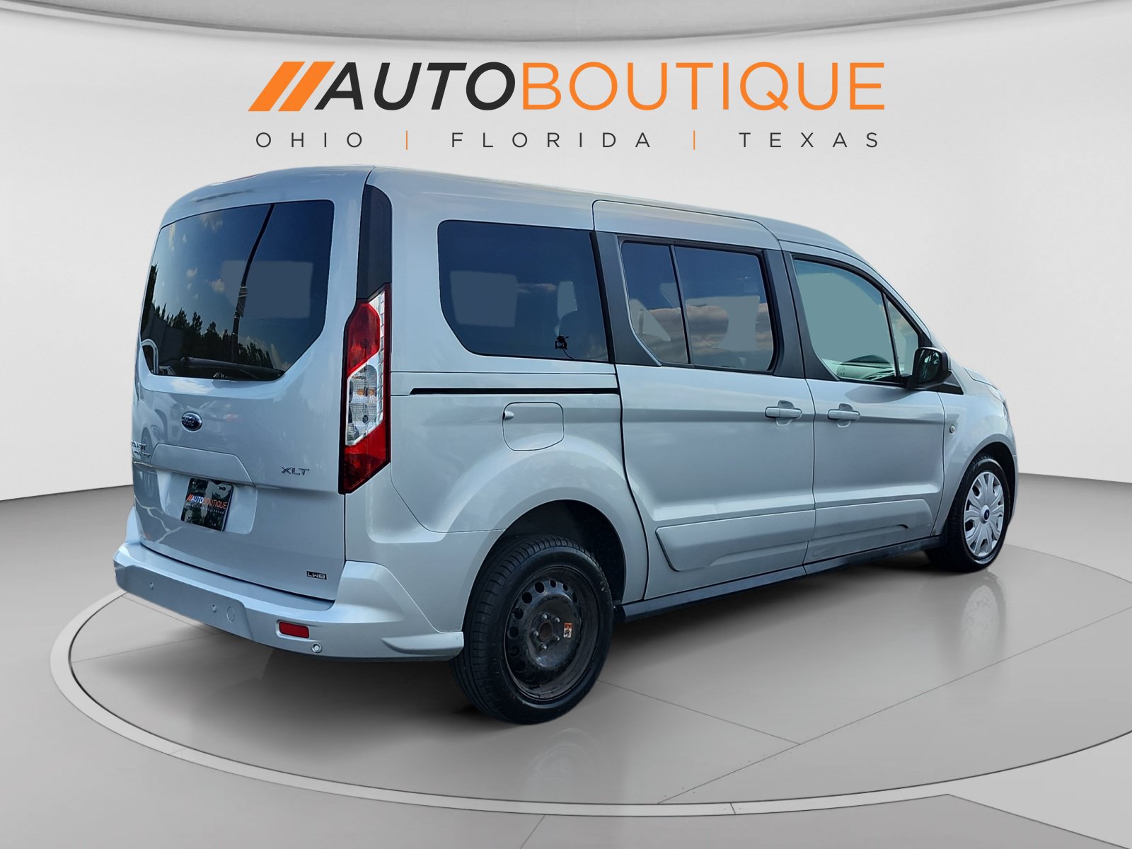 Used 2022 Ford Transit Connect XLT FWD image 5