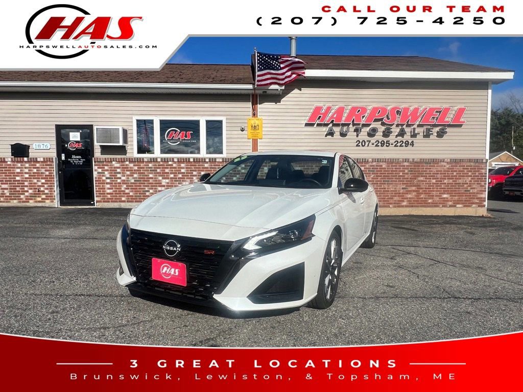 Used 2023 Nissan Altima 2.0 SR image 1