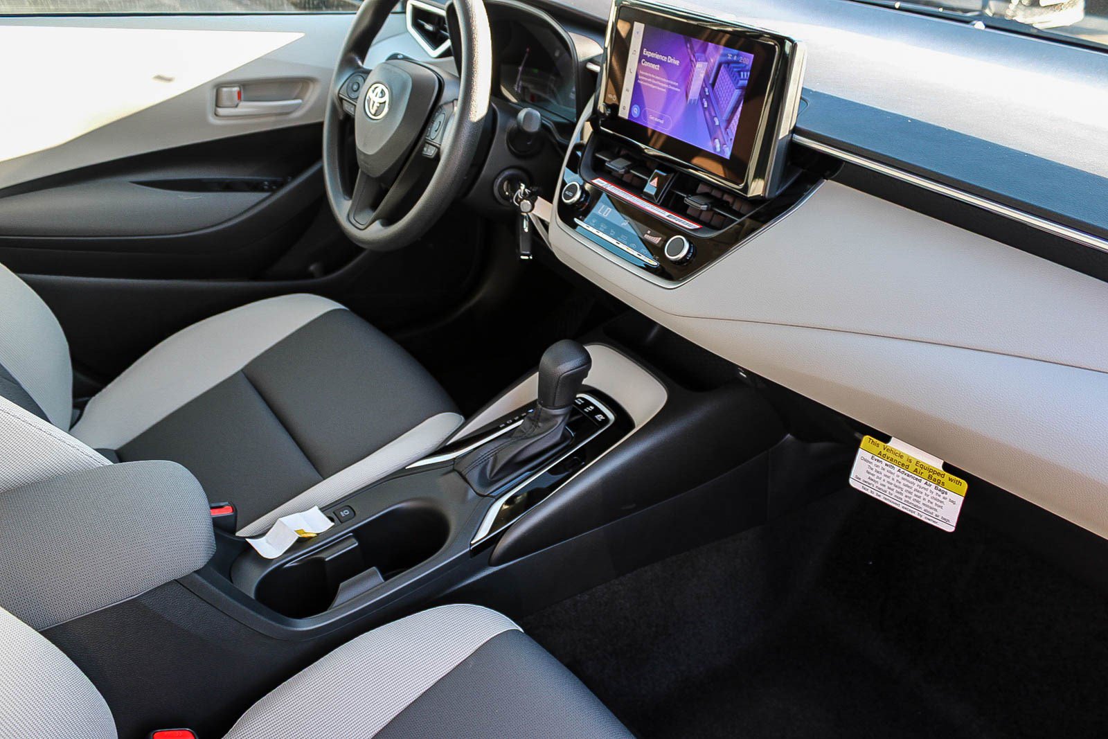New 2026 Toyota Corolla LE FWD image 19