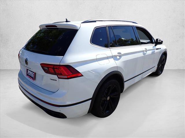 Used 2023 Volkswagen Tiguan SE R-Line AWD/4WD image 4