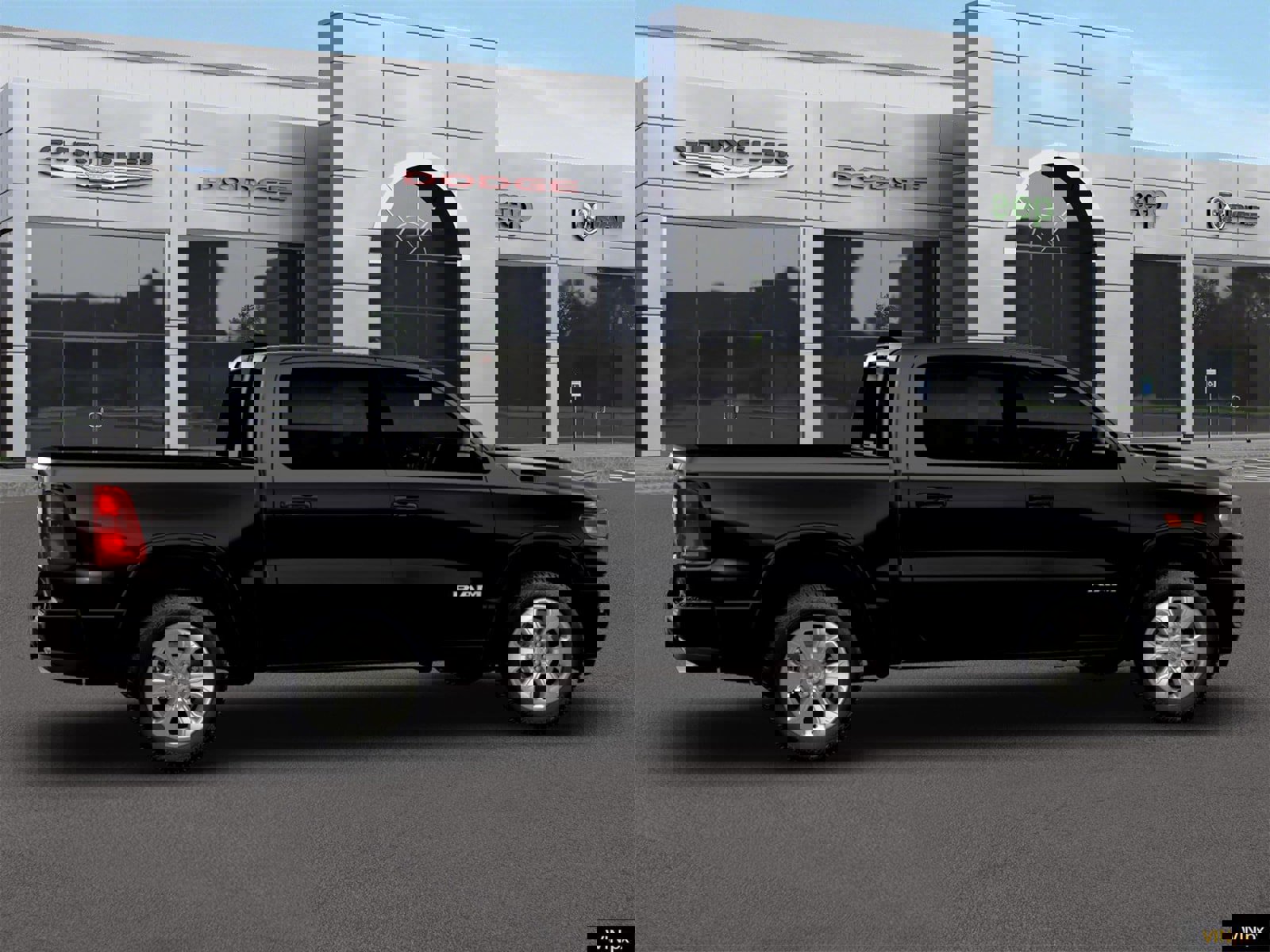 New 2026 RAM 1500 4x4 Crew Cab image 14
