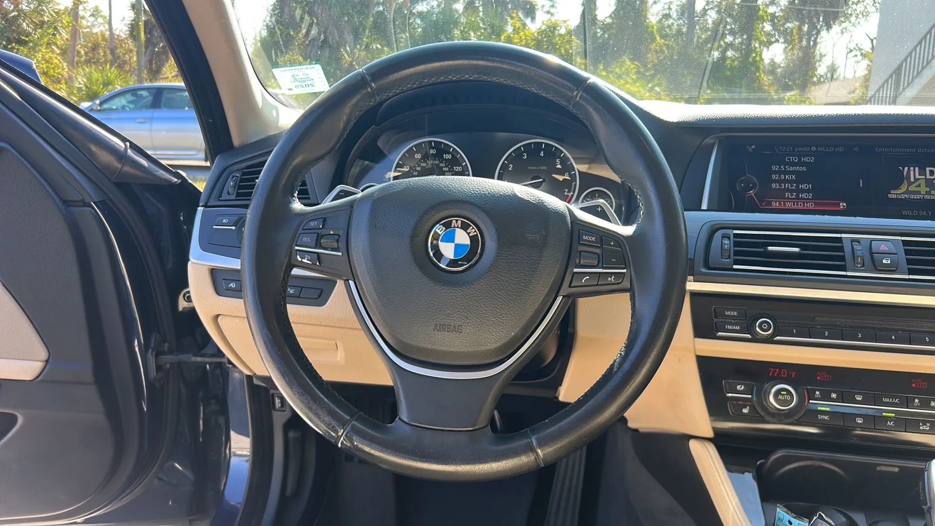 Used 2016 BMW 535i Sedan w/ Luxury Line image 26