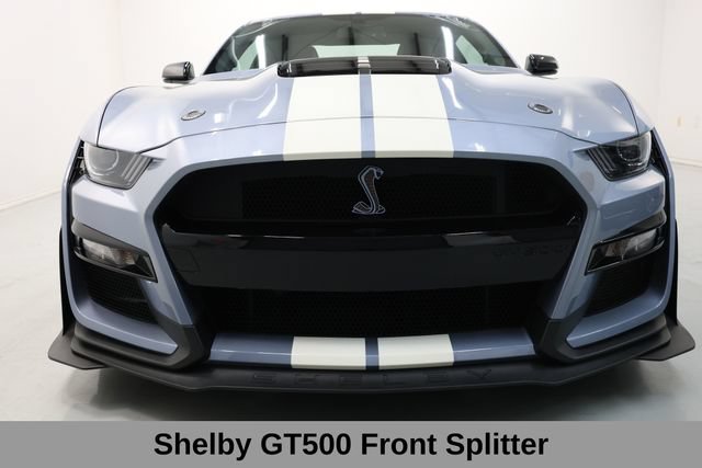 Used 2022 Ford Mustang Shelby GT500 w/ Carbon Fiber Track Pack RWD image 44