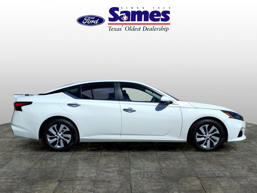 Used 2022 Nissan Altima 2.5 S image 5