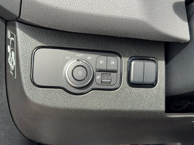 New 2026 Mercedes-Benz Sprinter 2500 image 17